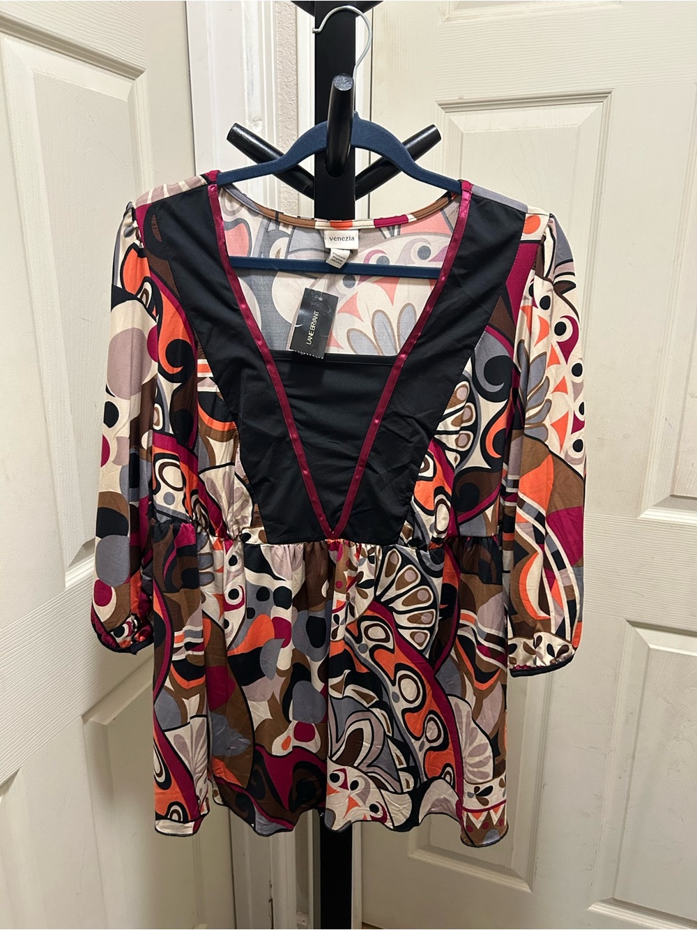 Lane Bryant Venezia abstract print babydoll blouse Size 14 - 16